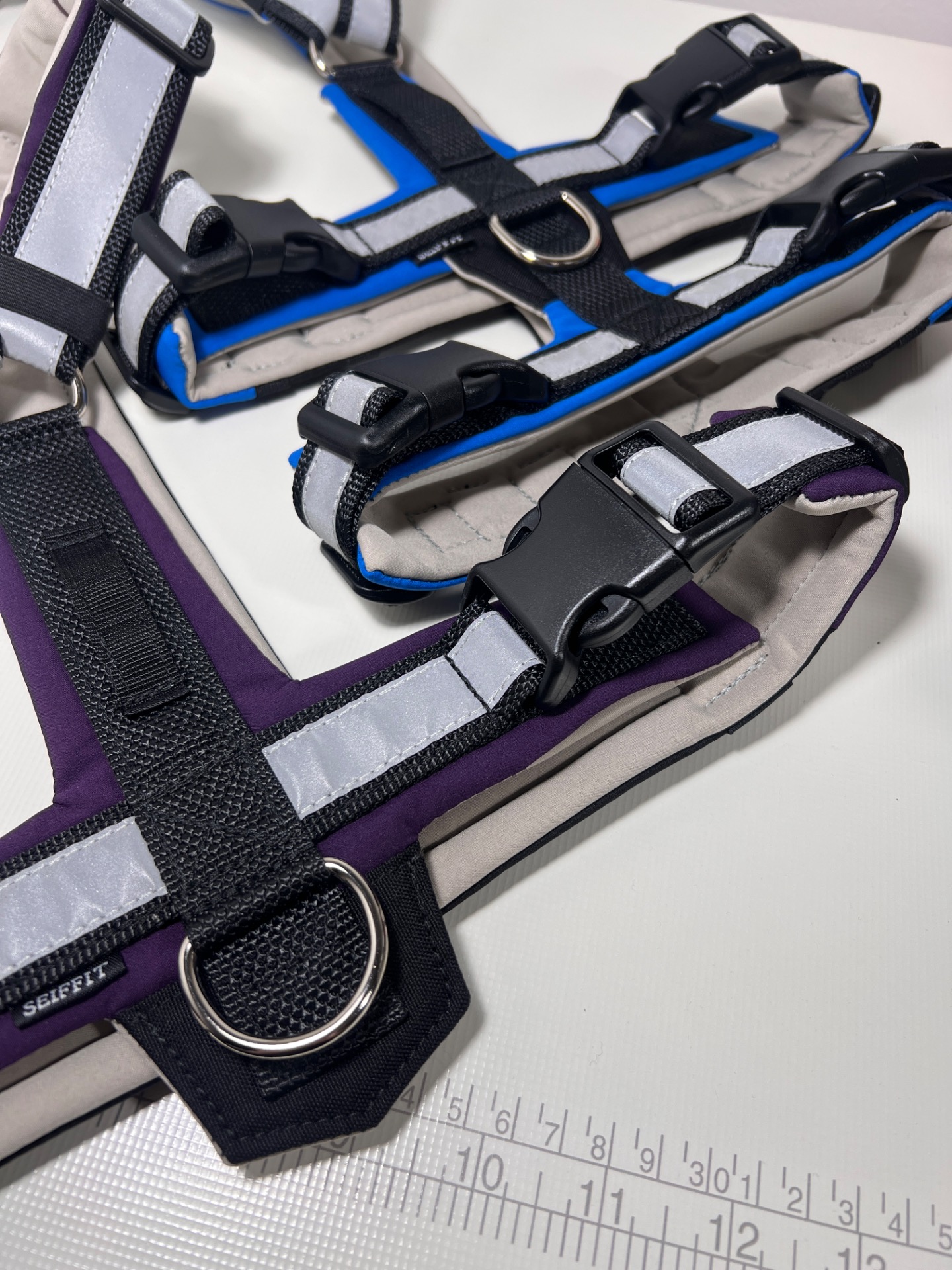 Valjaiden pehmusteen sisäpuoli uudessa vaalean beigen sävyssä